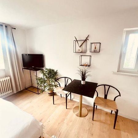 הומבורג Ferienwohnung An Der Uniklinik Mit Eigener Kueche Und Renoviertem Badezimmer מראה חיצוני תמונה