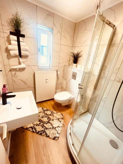 הומבורג Ferienwohnung An Der Uniklinik Mit Eigener Kueche Und Renoviertem Badezimmer מראה חיצוני תמונה